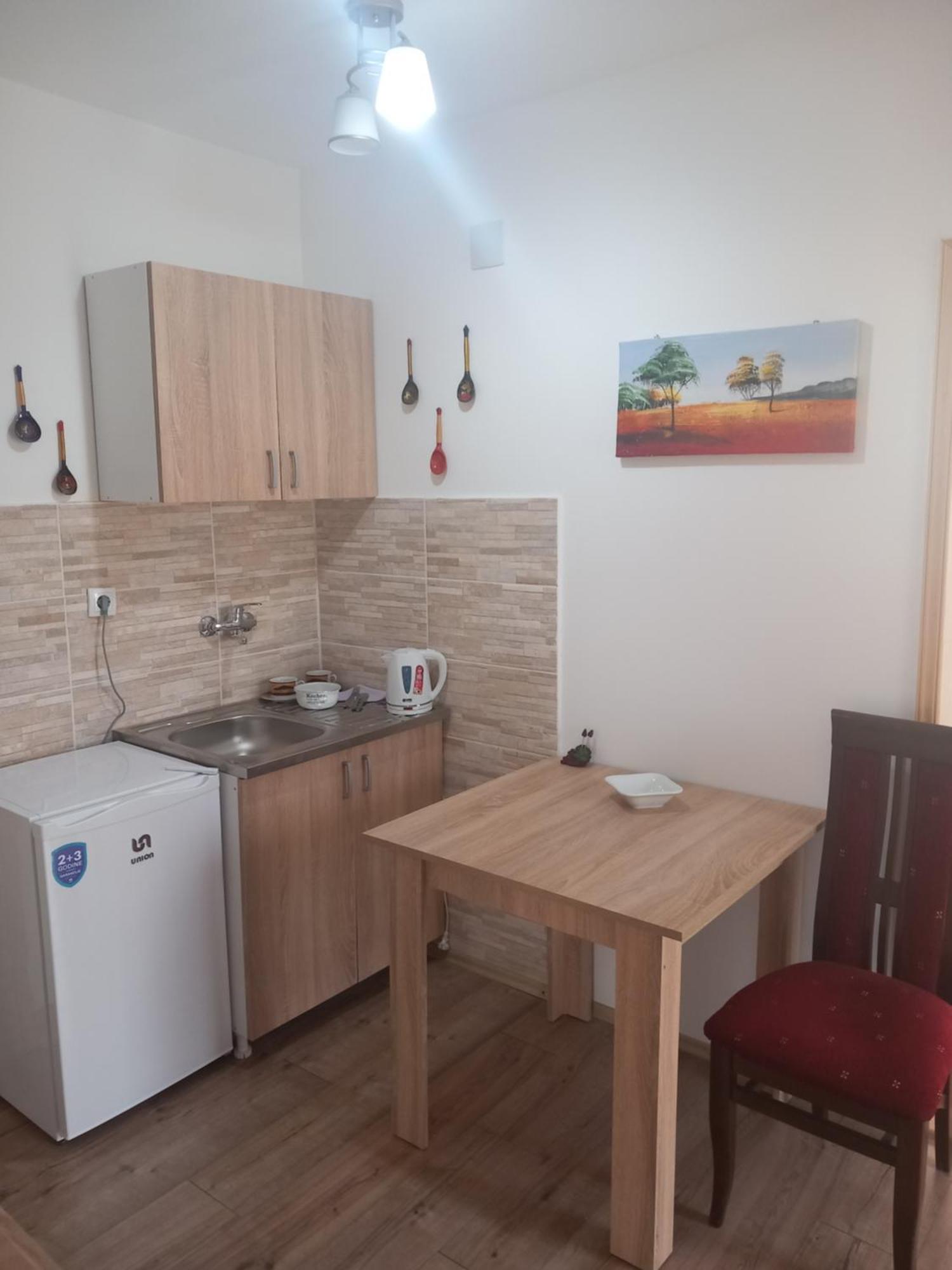 Rm Castell Apartments Нови-Сад Экстерьер фото